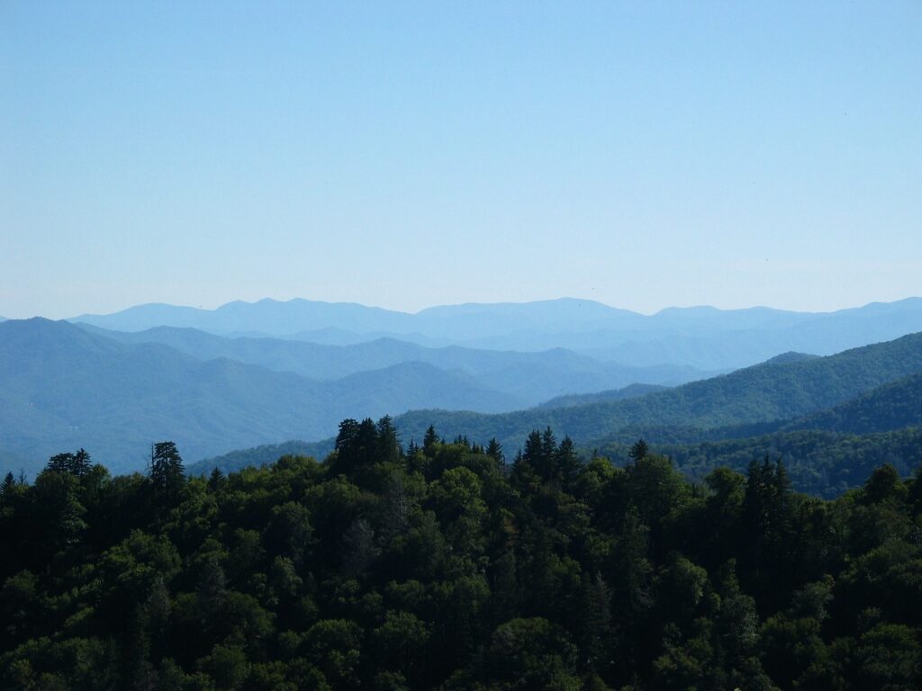 Why Do The Smoky Mountains Often Look Like They Are Covered With Blue Smoke?