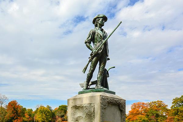 Guided ​Tours and ⁤Trails: ‍Walking in the Footsteps of Heroes