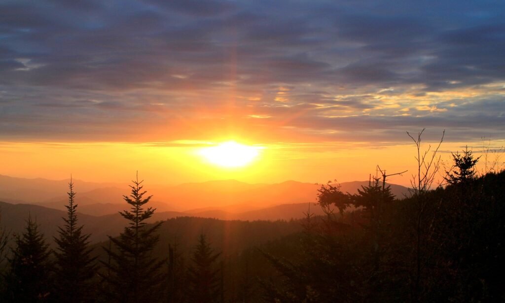 What Are The Benefits Of The Smoky Mountains?