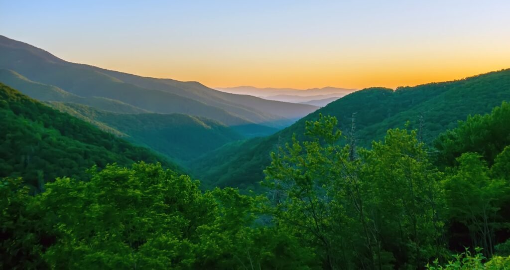 What Is The Difference Between The Smoky Mountains And The Great Smoky Mountains?