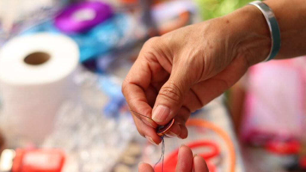 Best Ways To Experience Traditional Crafts In The Smoky Mountains