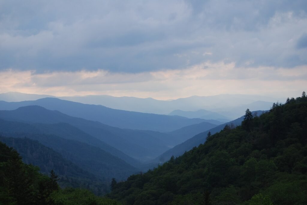 How Many Seasons Are There In The Great Smoky Mountains?
